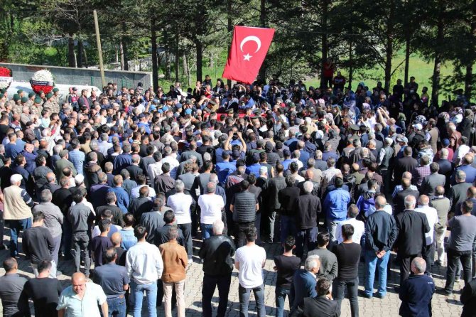 Pençe-Kilit Operasyonu şehidi Onur Doğan son yolculuğuna uğurlandı