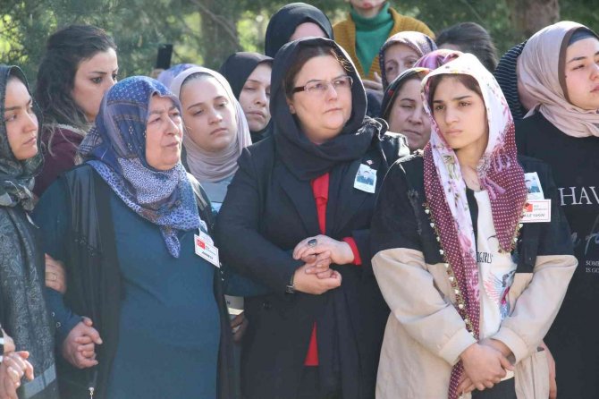 Pençe-Kilit Operasyonu şehidi Onur Doğan son yolculuğuna uğurlandı