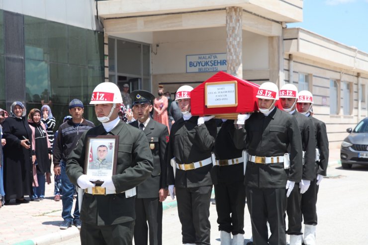 Şehit asker Tekedereli, Malatya'da toprağa verildi