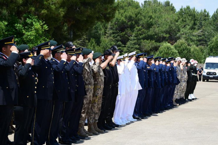 Şehit Piyade Teğmen Güler'in cenazesi memleketi Antalya'da