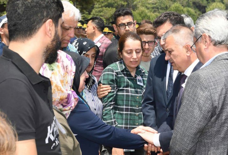 Şehit Piyade Teğmen Güler'in cenazesi memleketi Antalya'da