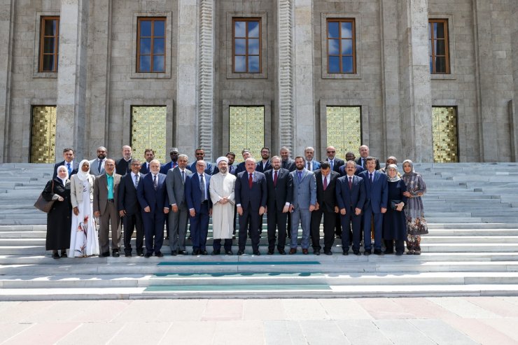TBMM Başkanı Şentop, Müslüman kanaat önderlerini kabul etti