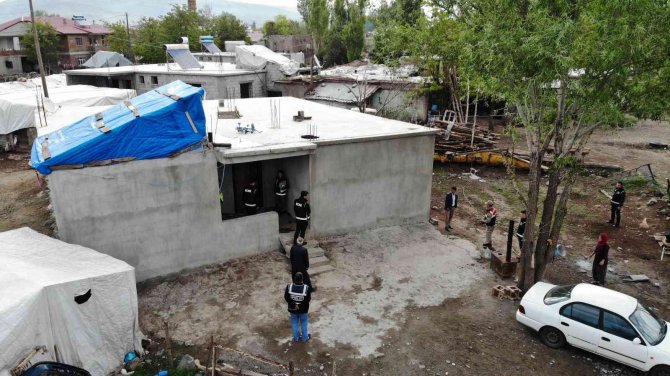 6 ilde göçmen kaçakçılarına şafak operasyonu: 18 gözaltı