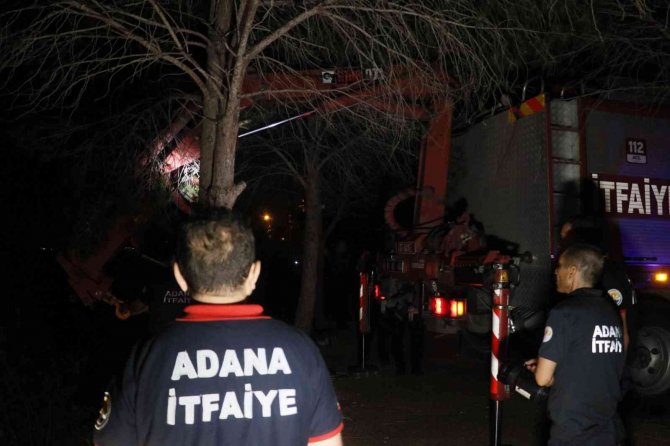 Cep telefonuyla konuşurken 50 metrelik uçurumdan düştü