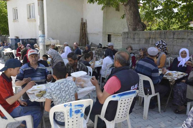 Etli aş sofrasında yağmur duası yapıldı