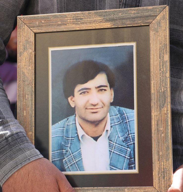 Evlat nöbetine 3 aile daha katıldı