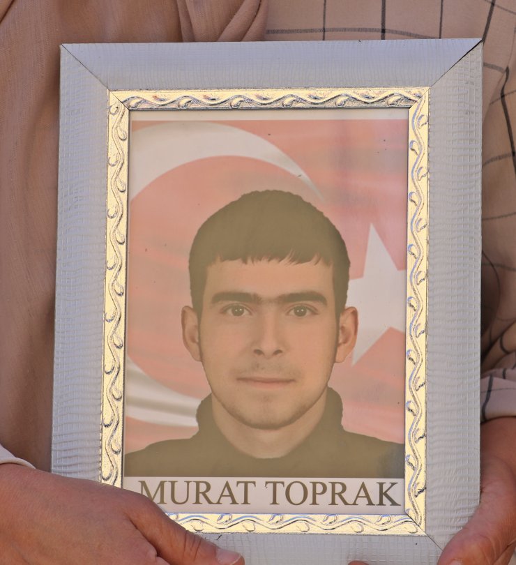 Evlat nöbetine 3 aile daha katıldı