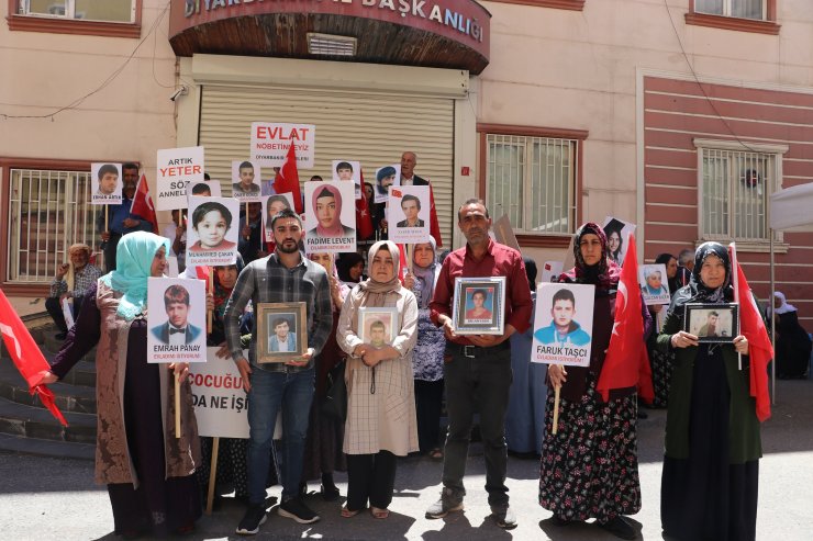 Evlat nöbetine 3 aile daha katıldı