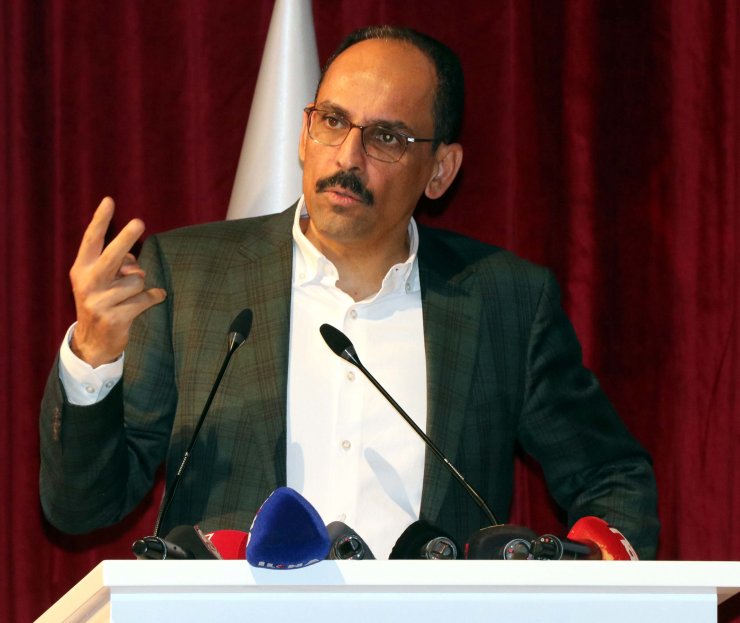 İbrahim Kalın: Tarihi yeniden yazmamız gerekiyor