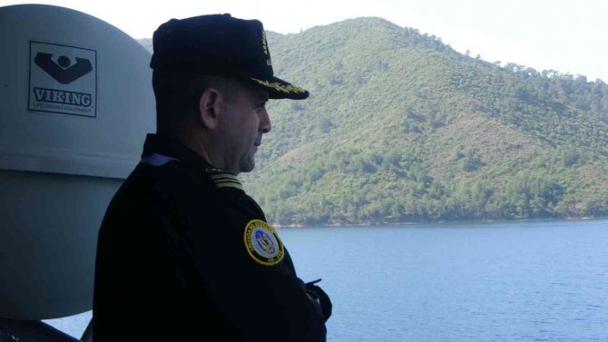 Kurtaran-2022 tatbikatında denizaltından kurtarma faaliyeti gerçekleştirildi