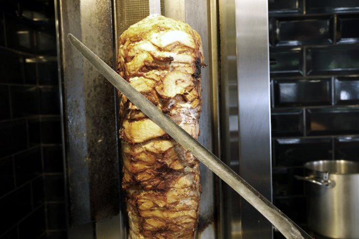 Sıcakta sokakta satılan yiyeceklere dikkat