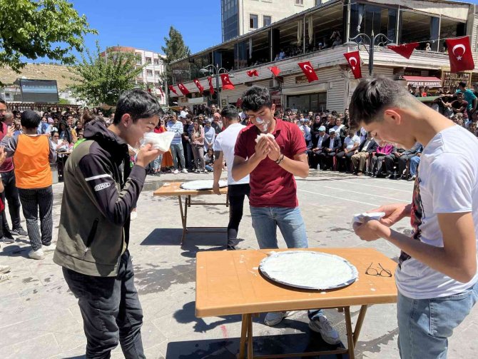 Yoğurt festivali renkli görüntülere sahne oldu