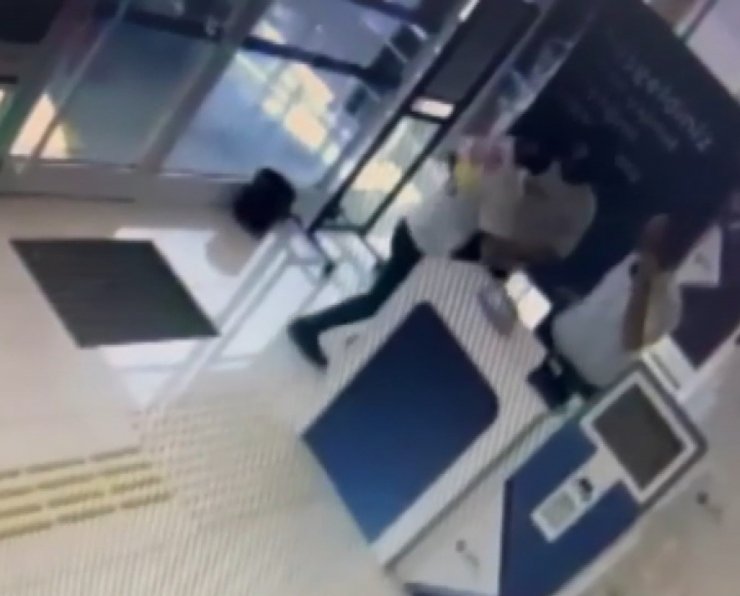 Banka soygunu güvenlik kamerasında