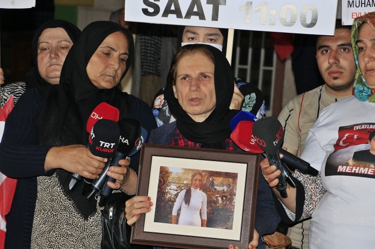 Evlat nöbetine 4 aile daha katıldı