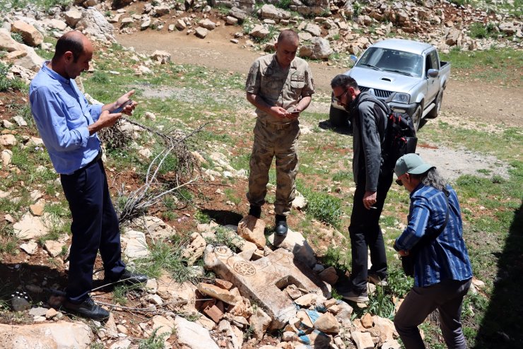 Kırmızı bültenle aranan tarihi mezar taşı bulundu