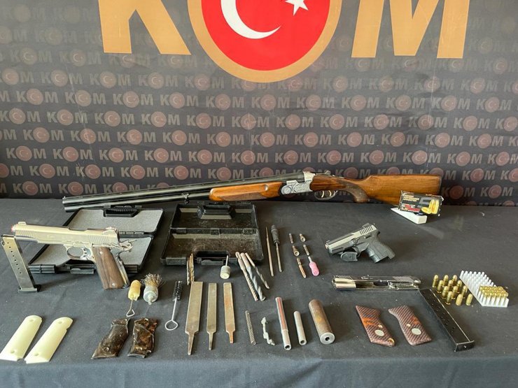 Kuru sıkıdan bozma tabanca atölyesine operasyon: 1 gözaltı 