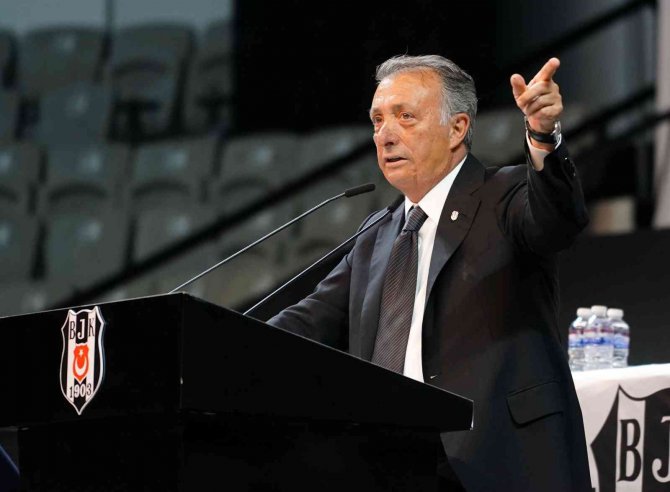 Ahmet Nur Çebi: “Seneye o hakemler burada olursa...”