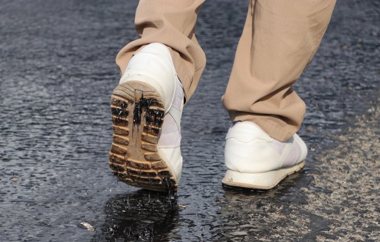 Denizli'de hava sıcaklığı, asfalt eritti