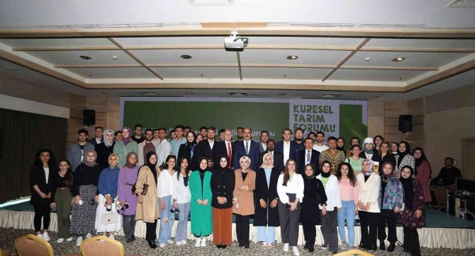 E-Parlemento Gençlik Oturumu’nda İklim Değişikliği Konuşuldu