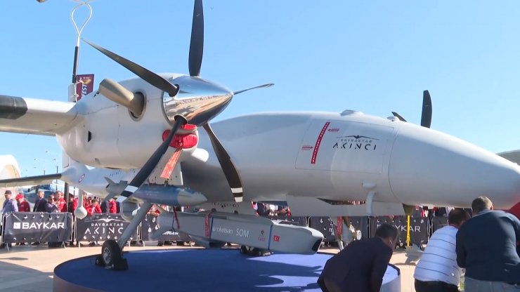 Erdoğan ve Aliyev, Bayraktar Akıncı SİHA'sını imzaladı