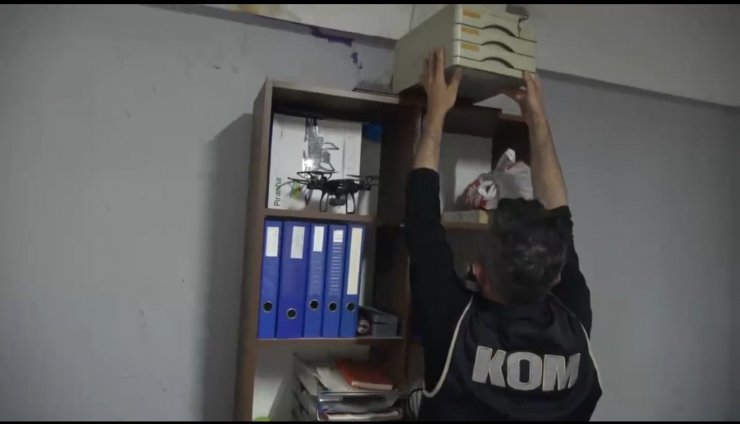 FETÖ operasyonuna 19 gözaltı; binlerce dolar ile külçe altın ve gümüş ele geçti