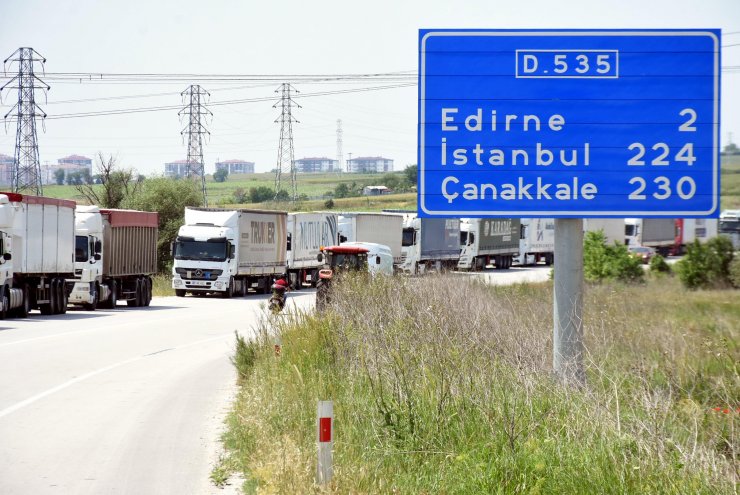 Hamzabeyli Sınır Kapısı'nda TIR kuyruğu, 39 kilometreye ulaştı