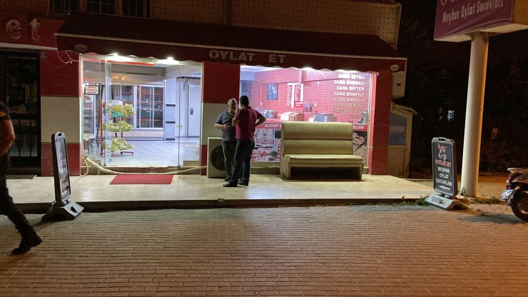 İş yerinde silahlı saldırıya uğrayan kasap ağır yaralandı