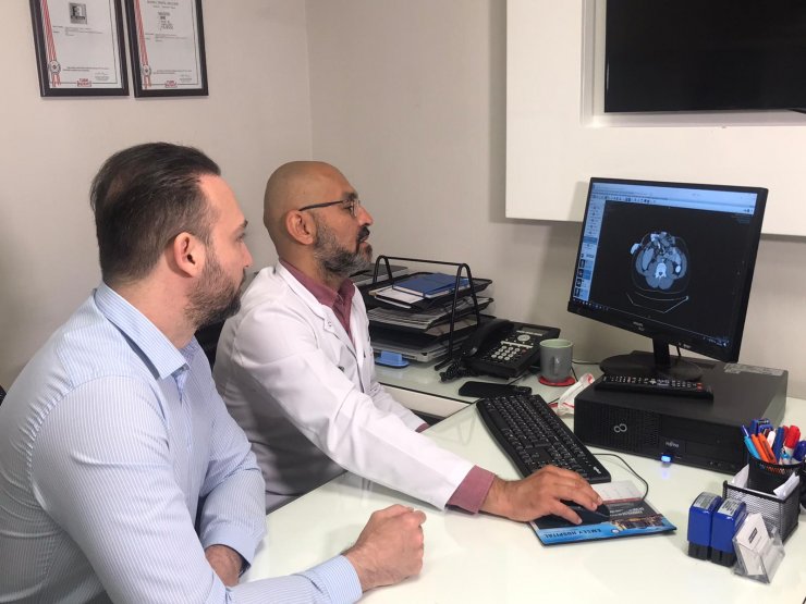 Karnında 40 santimetrelik fıtıkla yaşıyordu