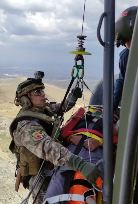 Konya'da yaralanan kişiyi hava kuvvetleri kurtardı