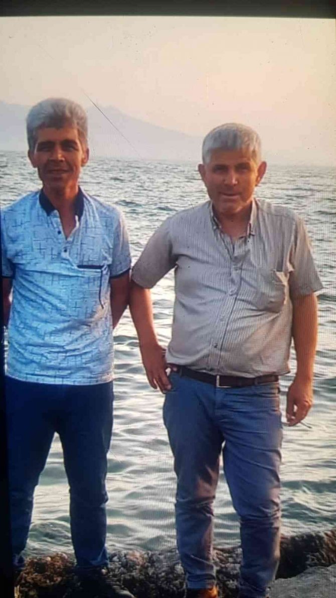 Feci kaza: İki otomobilin çarpıştığı kazada 4 kişi öldü, 2 kişi ağır yaralandı