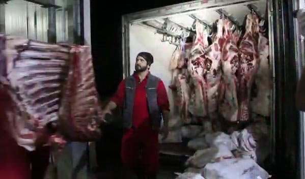 Etlerin arasından 6,5 kilo uyuşturucu çıktı