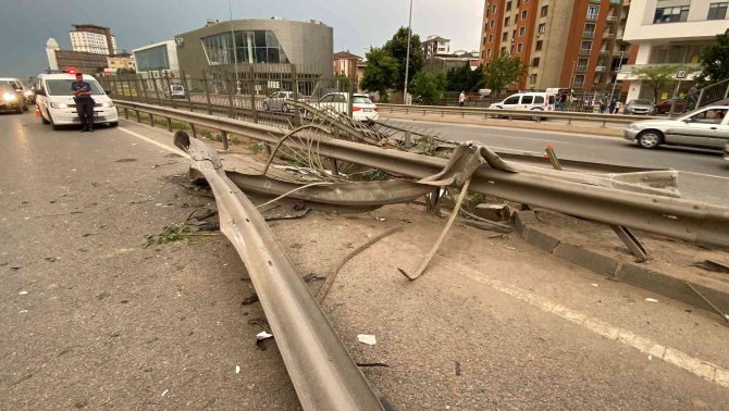 Otoyolda kaza: 1’i ağır 3 yaralı