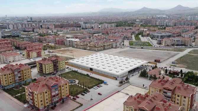 Sancak Kapalı Pazarı tamamlanıyor