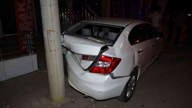 Alkollü sürücü ortalığı savaş alanına çevirdi