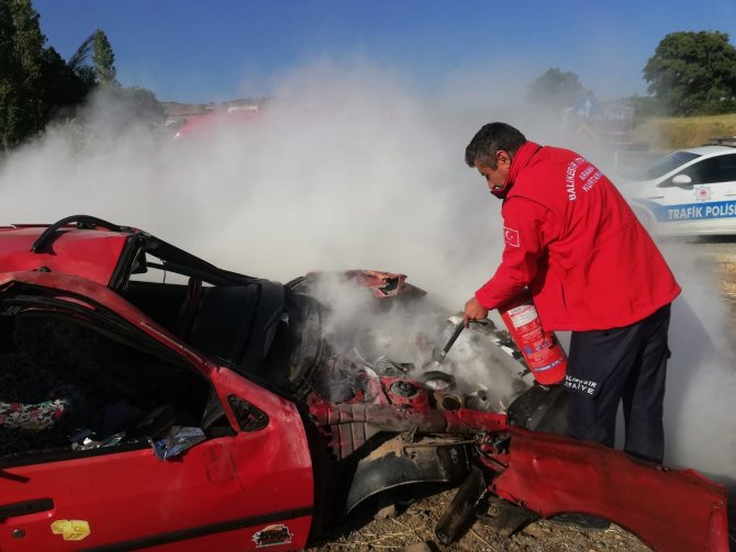 Balıkesir’de trafik kazası bir ölü bir yaralı