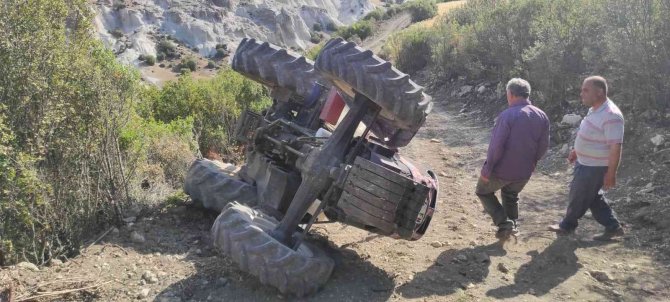 Takla atan traktörün sürücüsü yaralandı