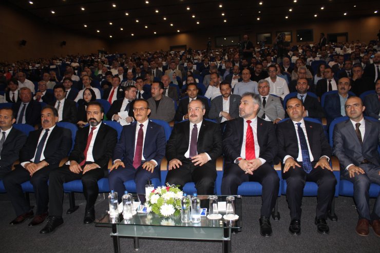 Bakan Varank: 'Üretim cahili' dediğimizde alınıyor, el insaf