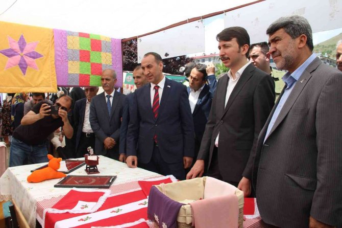 El emeği göz nuru ürünler sergilendi