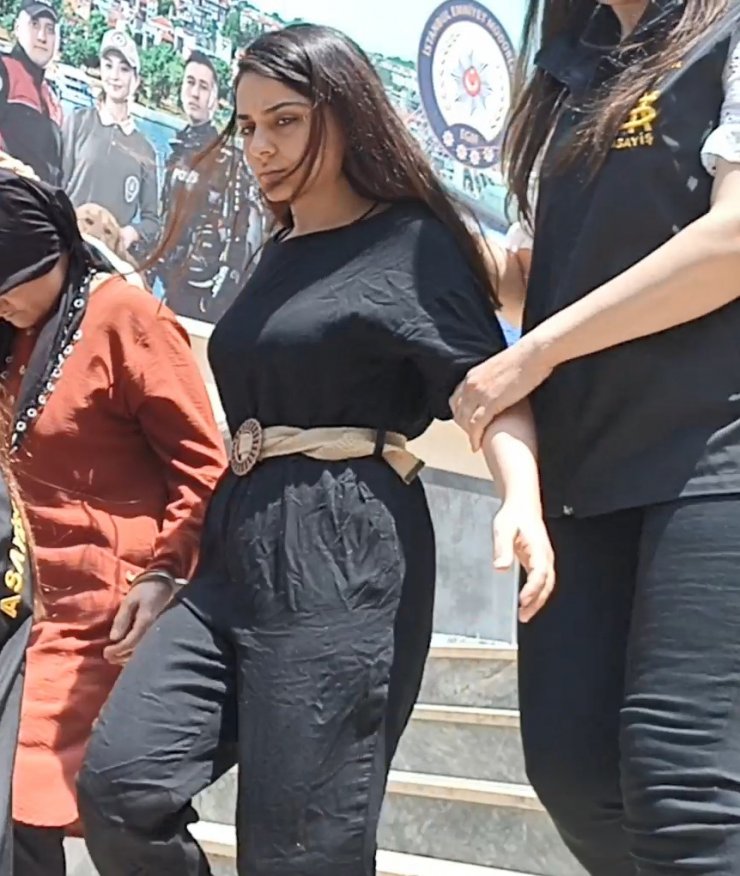 Eski sevgilisinin evinin önünde öldürüldü