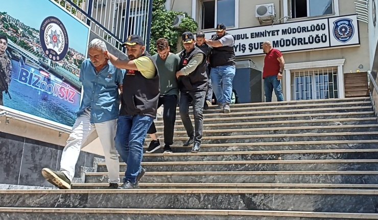 Eski sevgilisinin evinin önünde öldürüldü