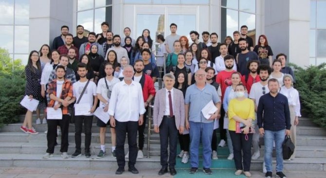 Evliya Çelebi Yerleşkesi girişine DPÜ GSF dokunuşu