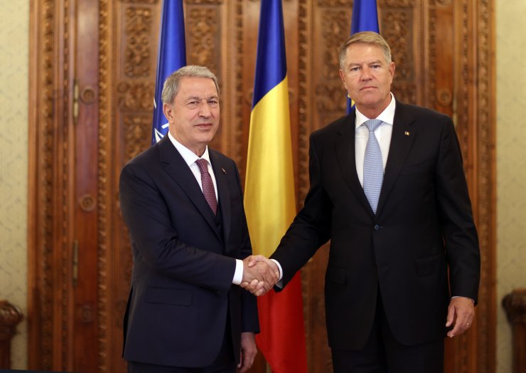 Milli Savunma Bakanı Hulusi Akar, Romanya’da