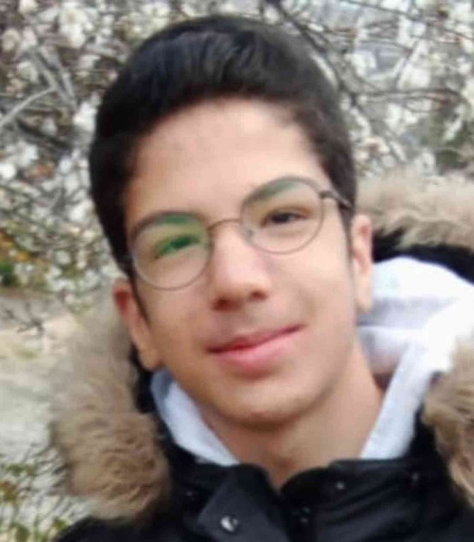 Çöken duvarın altında kalarak can veren 2 çocuk defnedildi