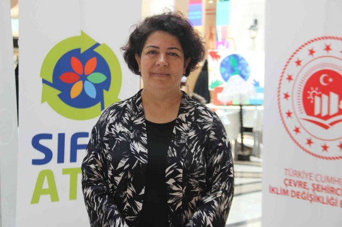 Öğrencilerin hazırladığı geri dönüşüm sergisi açıldı