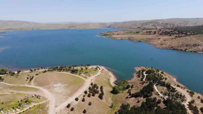 23 yaşındaki genç 4 gündür barajda aranıyor