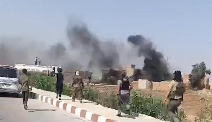 3 kişinin öldüğü Suriye'deki patlama anı kameraya yansıdı