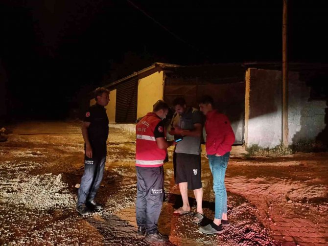 Balıkesir’deki depremde can ve mal kaybı yok