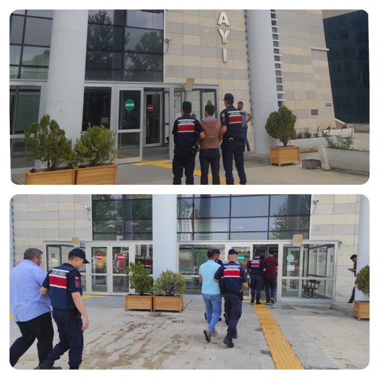 Elazığ'da kaçak kazı yapan 4 kişiye gözaltı