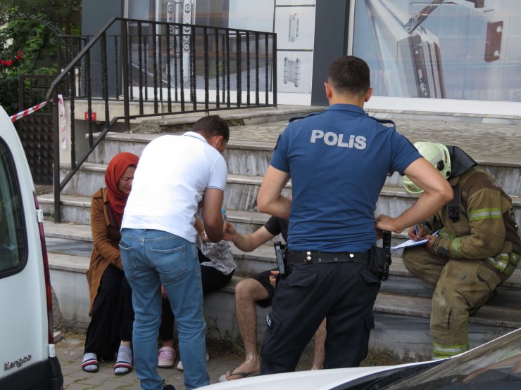 Evinde yangın çıkan kadın gözyaşlarına boğuldu