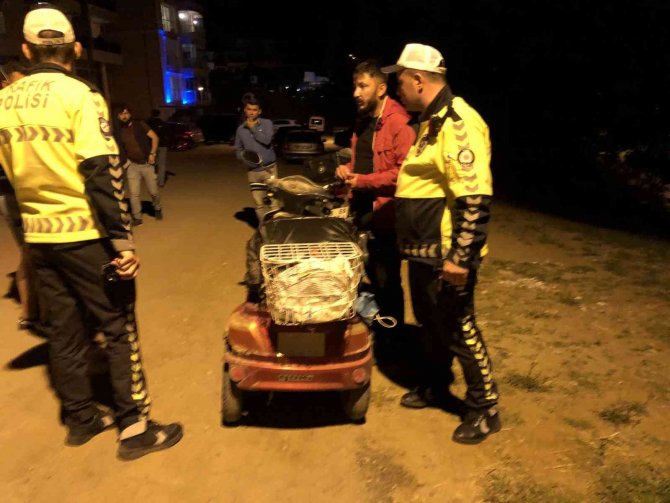 Elektrikli bisikletten düşen sürücü yaralandı